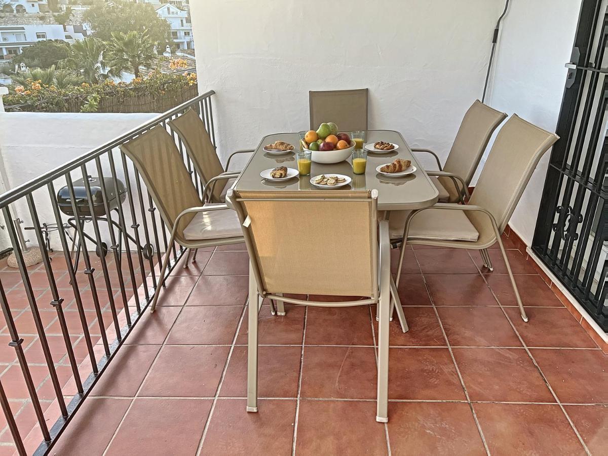 Agradable Adosado Con Piscina La Hidalga * Benalmádena