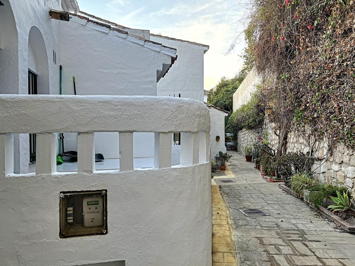 Agradable Adosado Con Piscina La Hidalga * Benalmádena