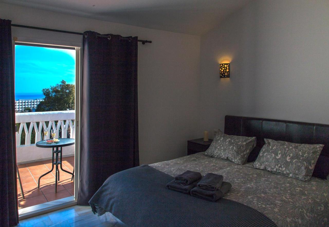 Vakantiehuis Agradable Adosado Con Piscina La Hidalga