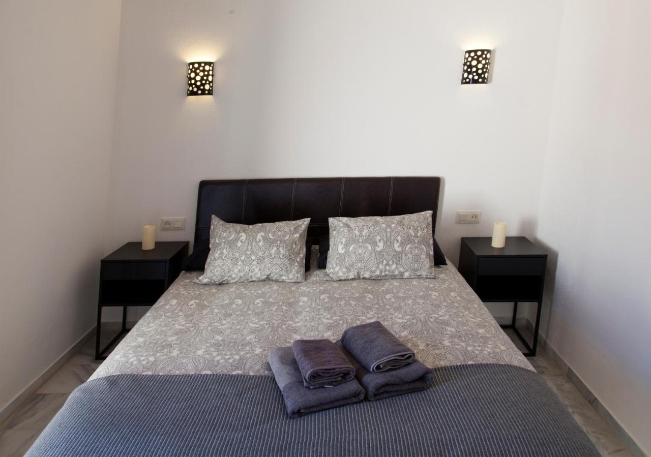Vakantiehuis Agradable Adosado Con Piscina La Hidalga