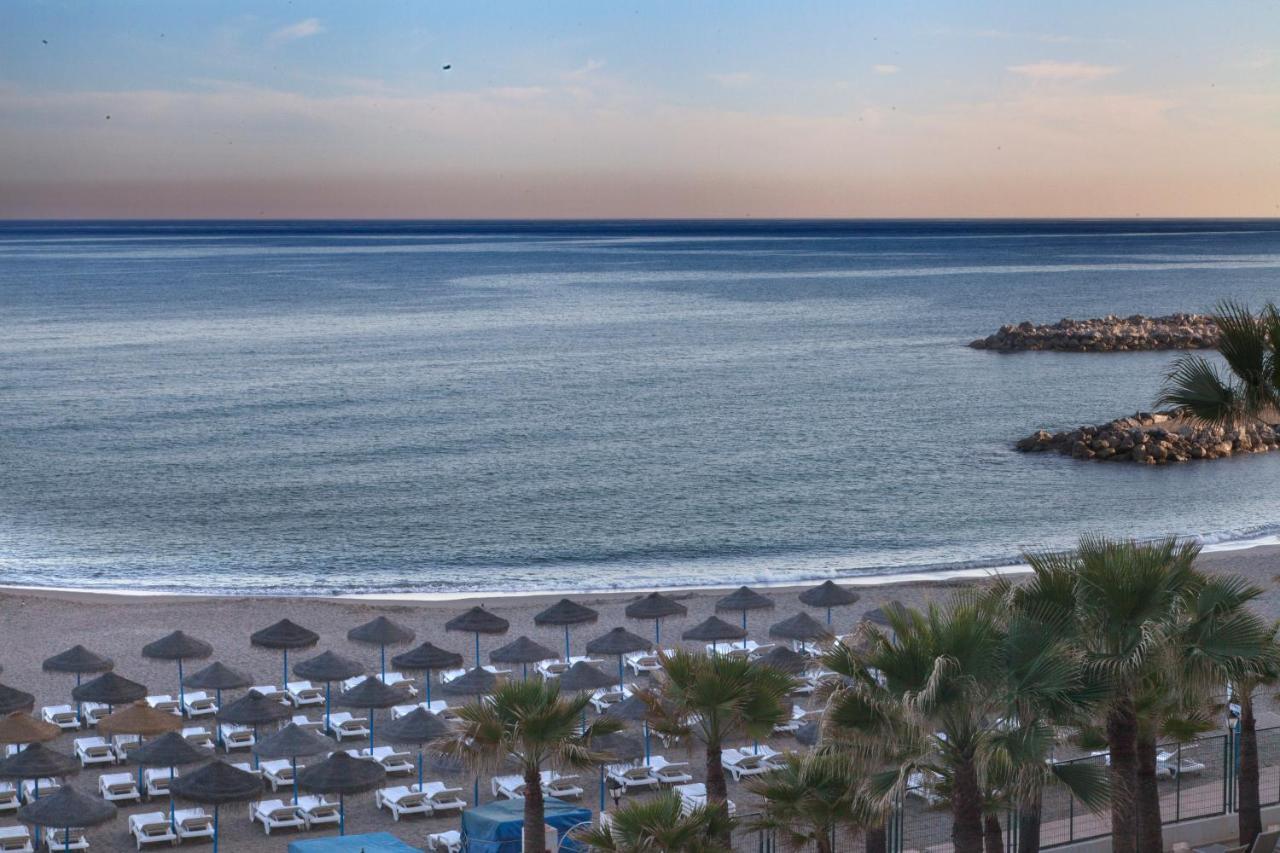Vakantiehuis Agradable Adosado Con Piscina La Hidalga Benalmádena