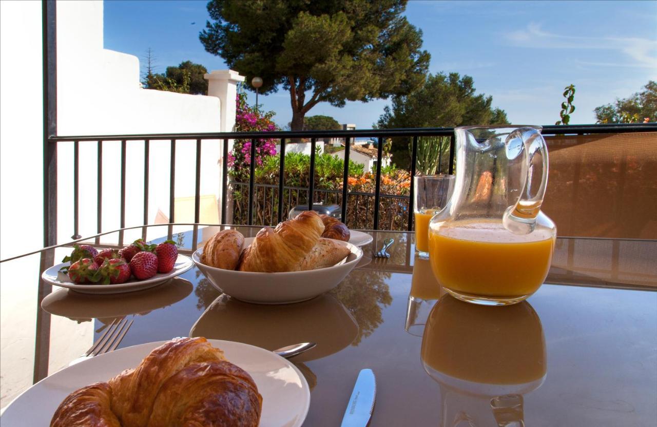 Agradable Adosado Con Piscina La Hidalga * Benalmádena